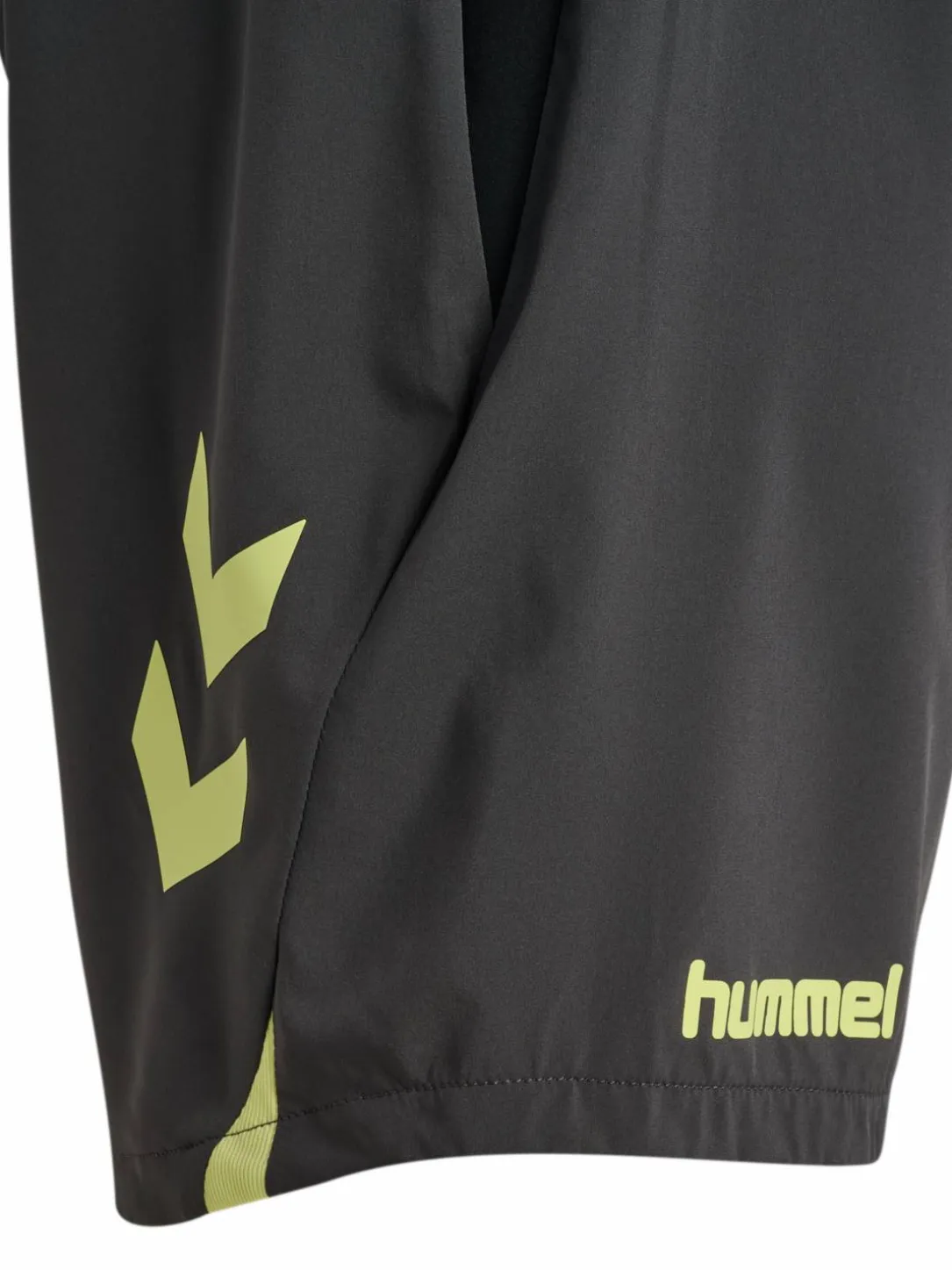hmlBLAZE26 PRO TRAINING SHORTS