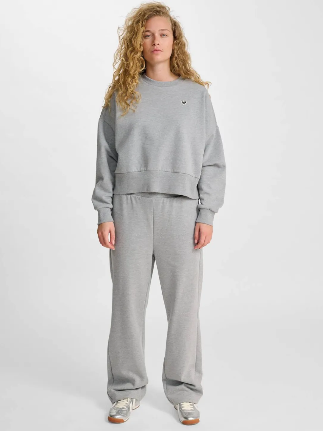 hmlBOXY W CREWNECK BEE