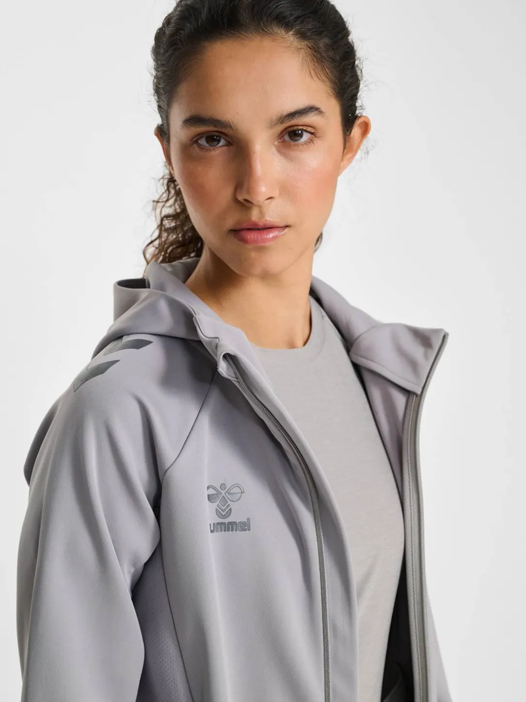 hmlCIMA 2.0 ZIP HOODIE WOMAN
