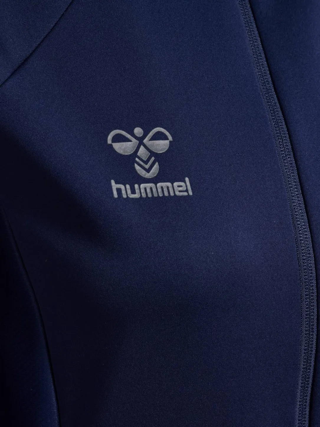 hmlCIMA 2.0 ZIP HOODIE WOMAN