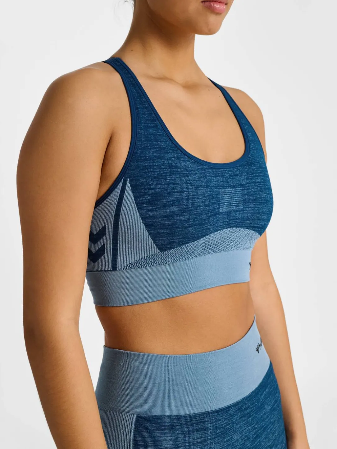 hmlCLEA SEAMLESS SPORTS TOP