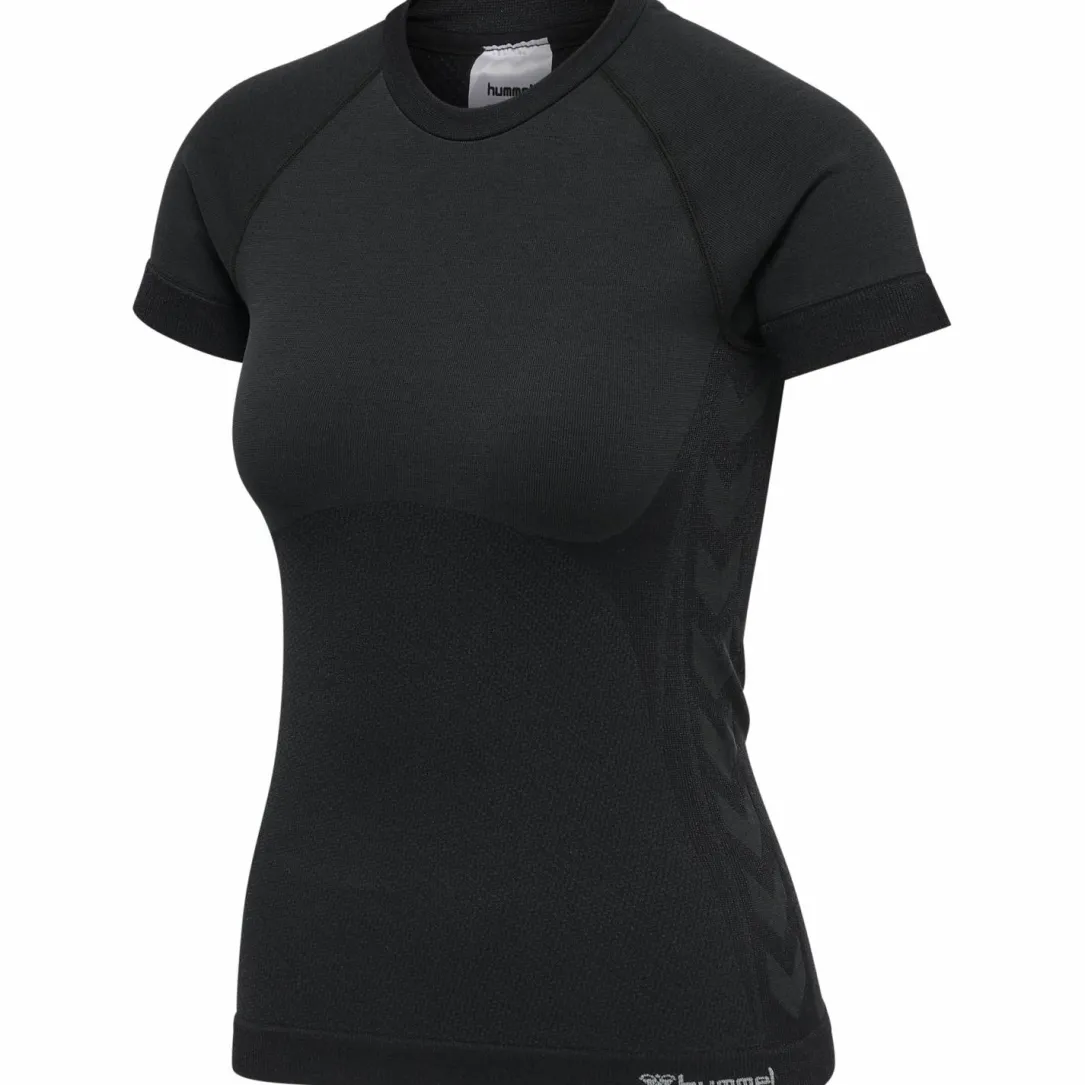 hmlCLEA SEAMLESS TIGHT T-SHIRT