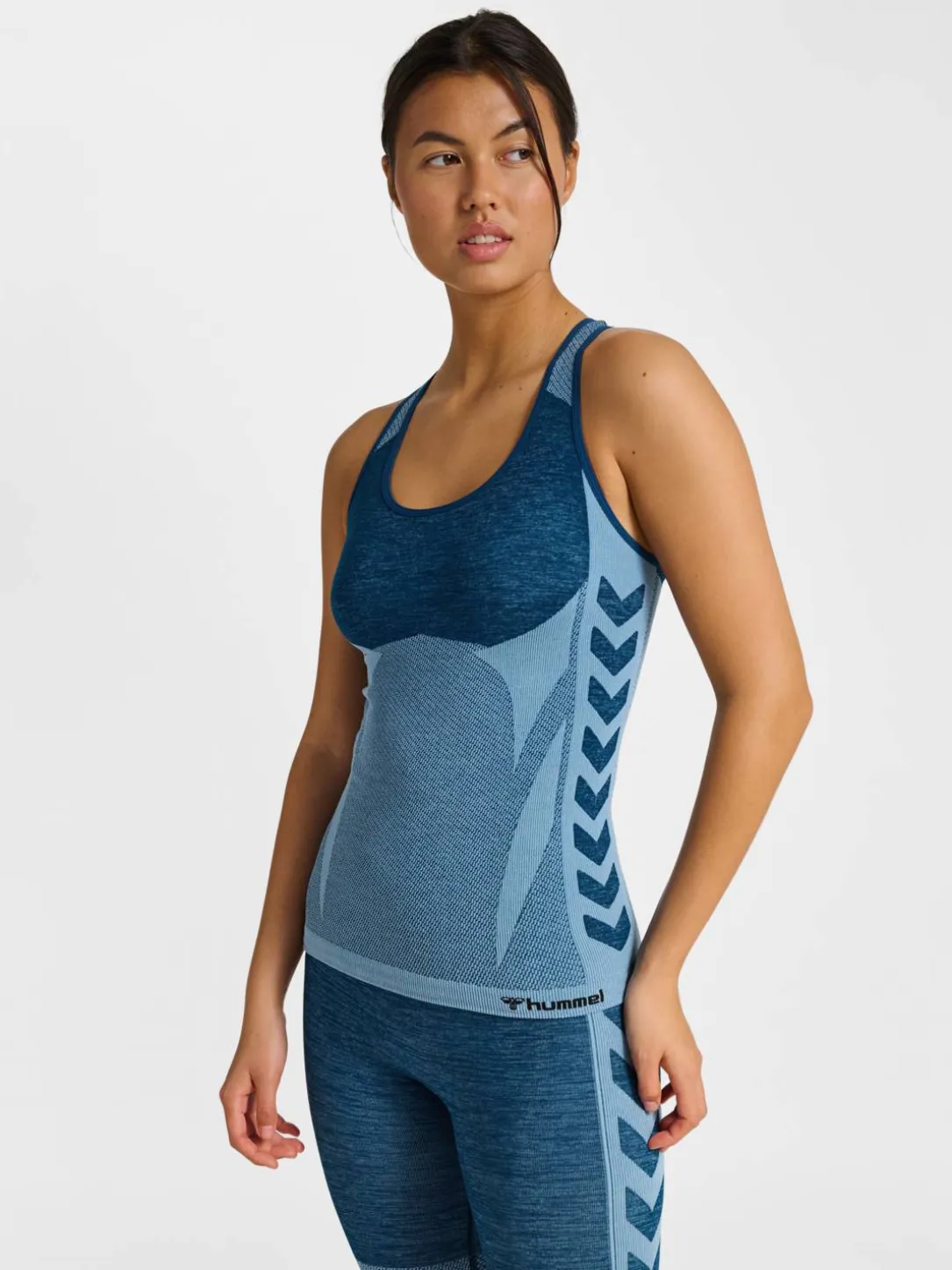 hmlCLEA SEAMLESS TOP