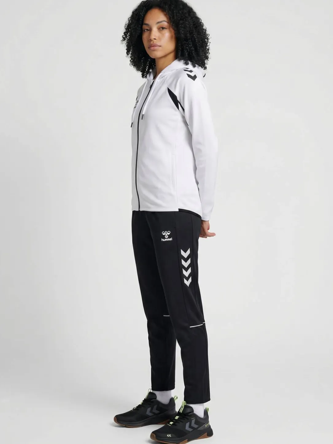 hmlCORE 2.0 ZIP HOODIE WOMAN