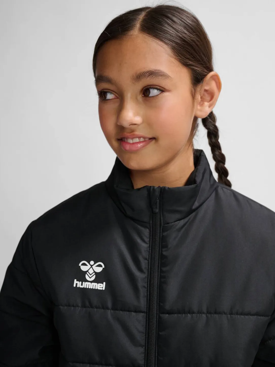 hmlESSENTIAL SHORT BENCH JKT KIDS