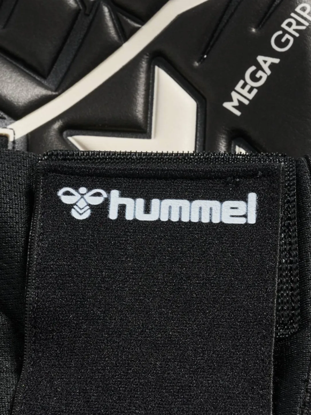 hmlGK GLOVES MEGA GRIP
