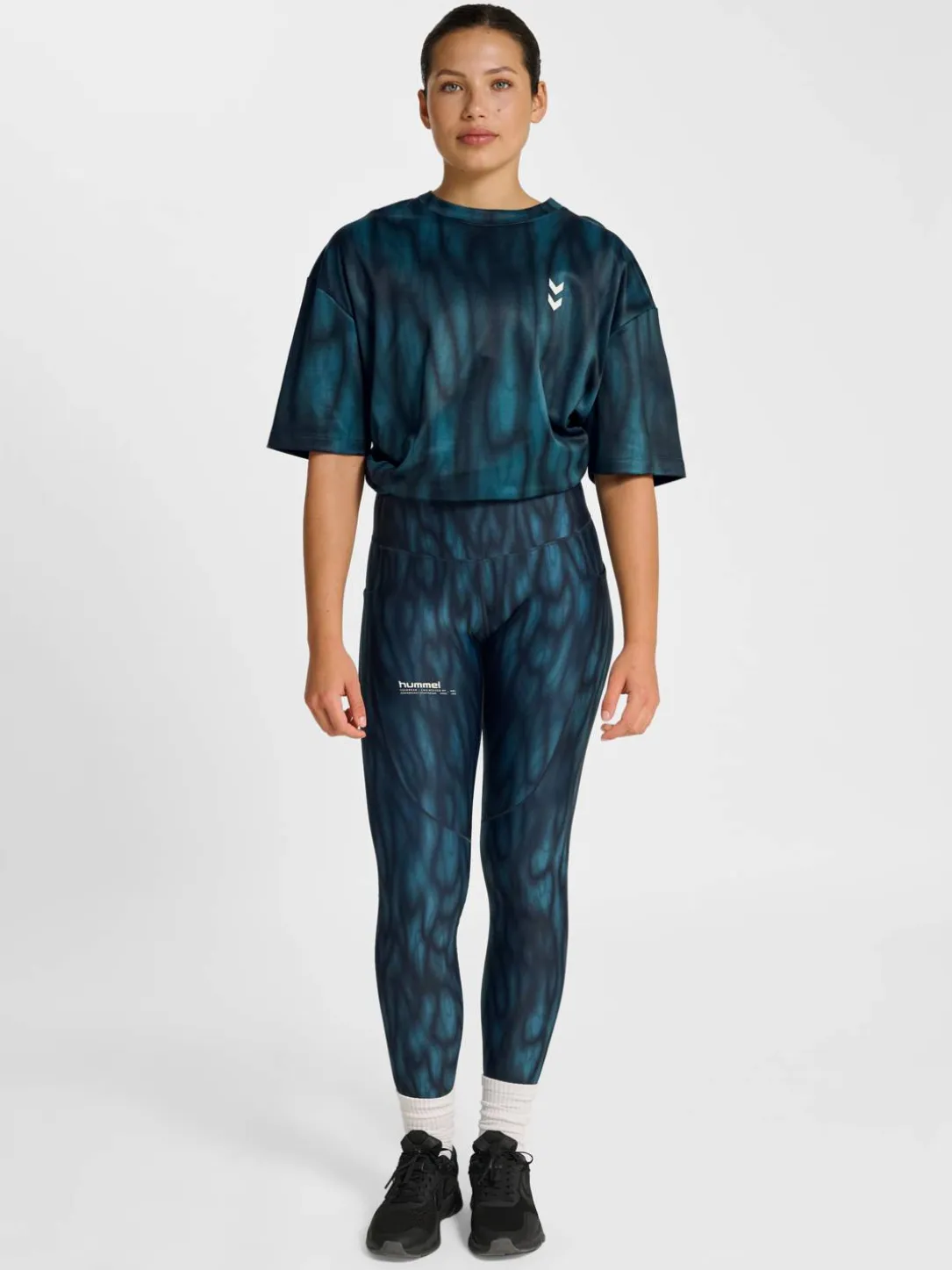 hmlHIIT AOP LOOSE T-SHIRT S/S