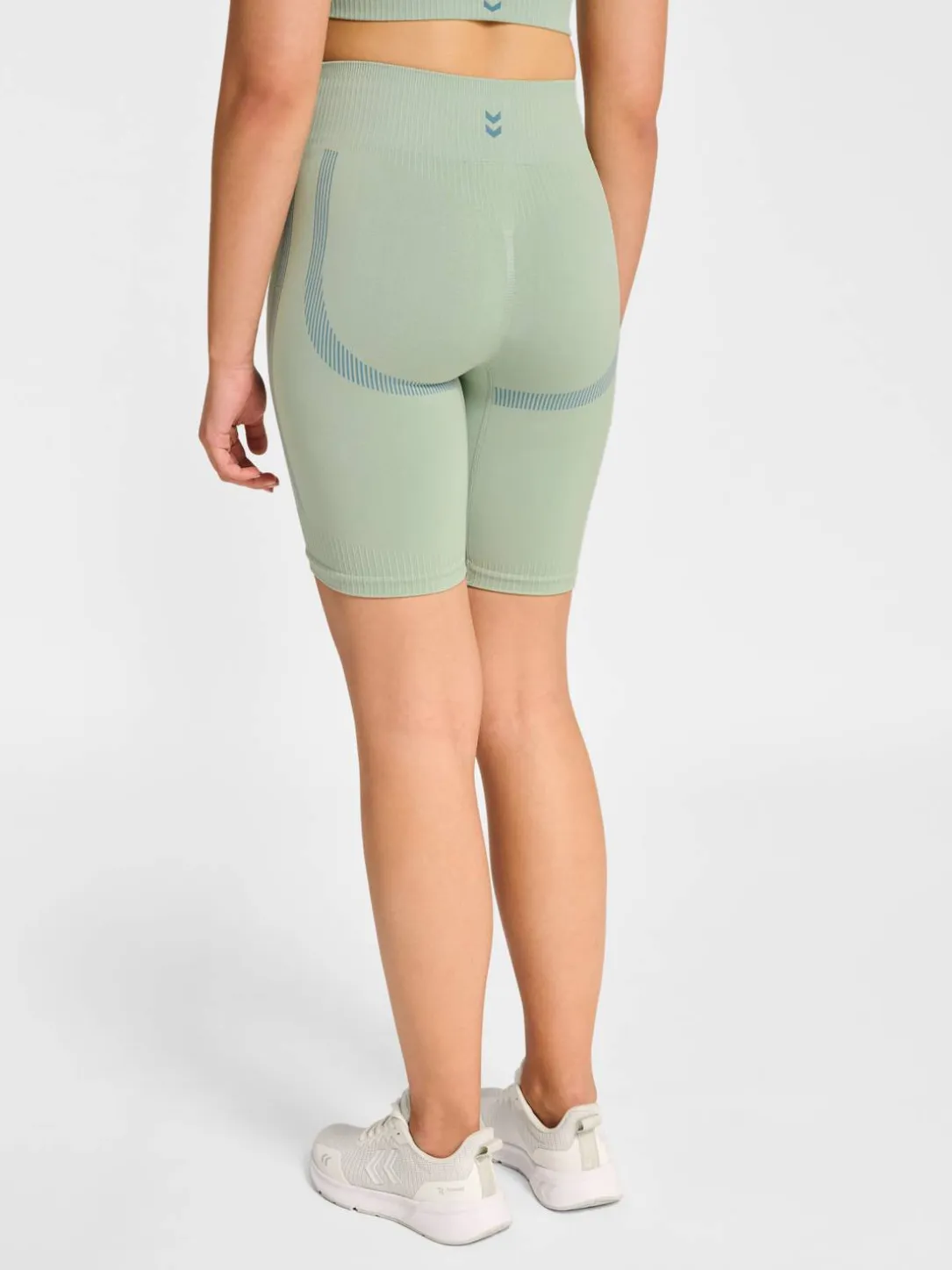 hmlHIIT SEAMLESS SHORT TIGHTS