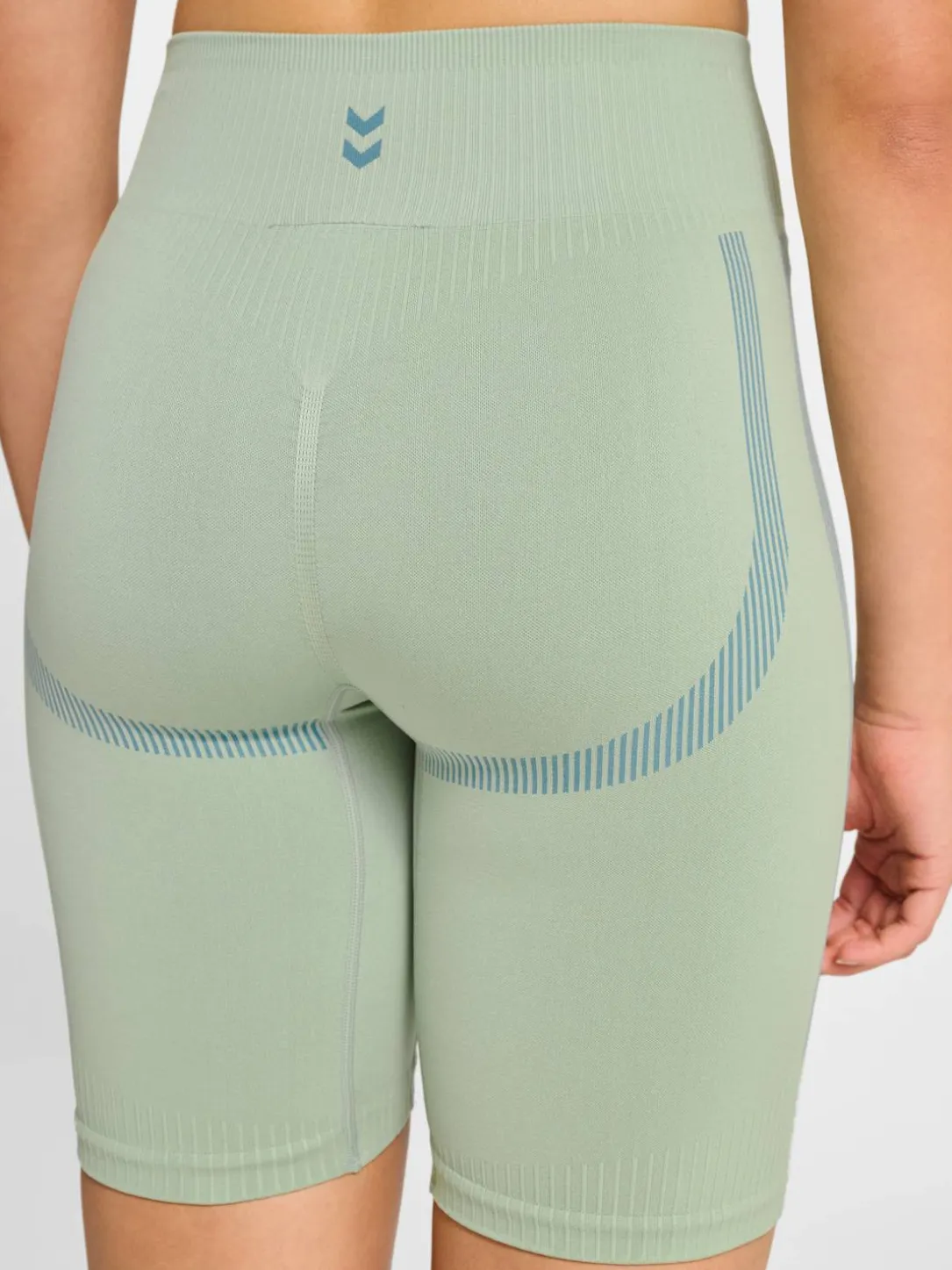 hmlHIIT SEAMLESS SHORT TIGHTS