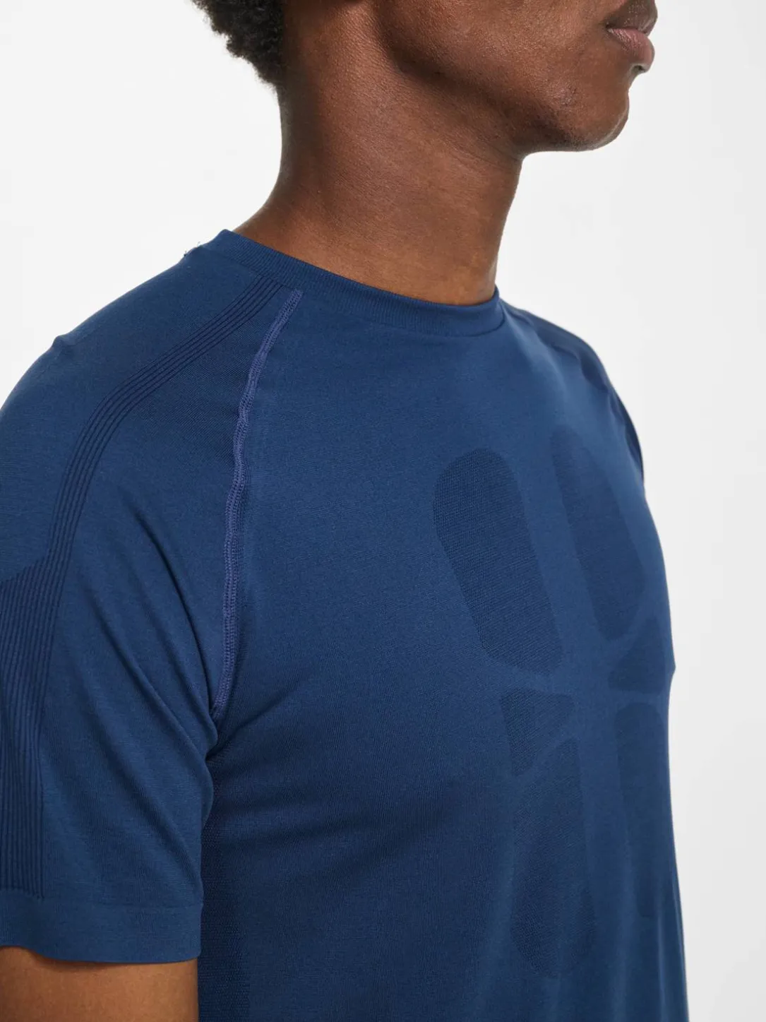 hmlHIIT SEAMLESS T-SHIRT S/S