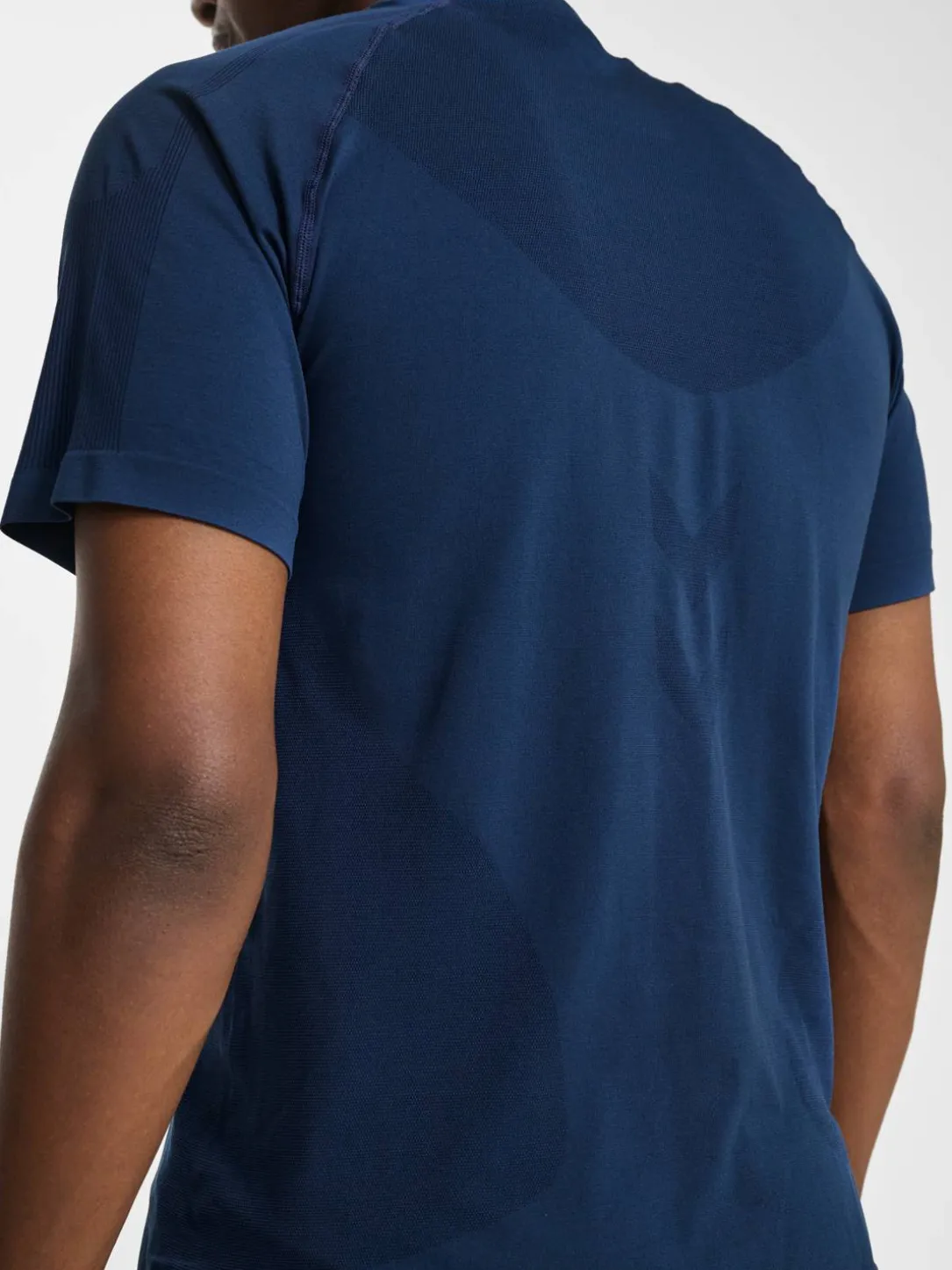 hmlHIIT SEAMLESS T-SHIRT S/S