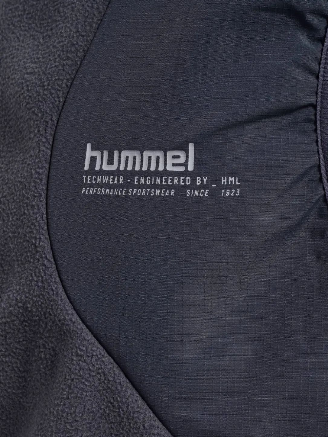 hmlHYBRID FLEECE VEST