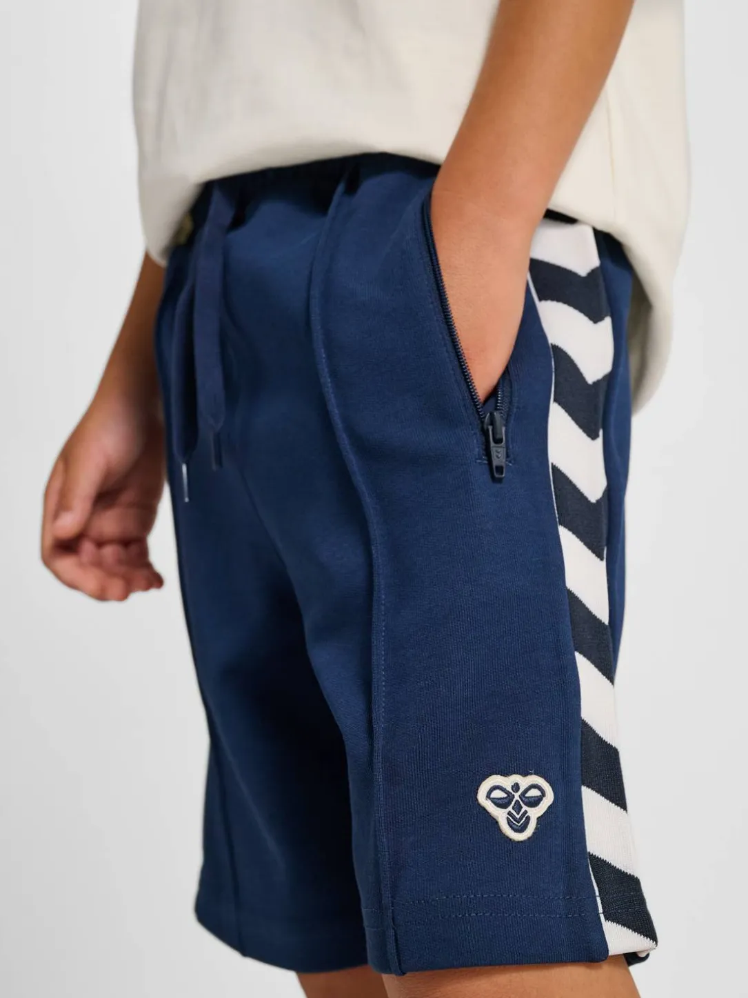hmlJR ARCHIVE REGULAR POLY SHORTS