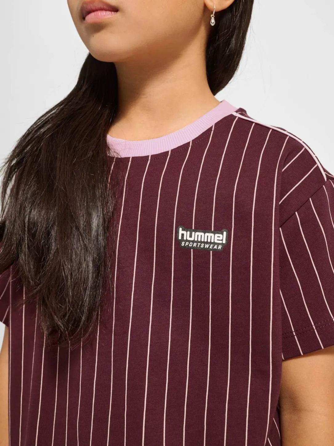 hmlJR BOXY AOP PIN T-SHIRT S/S
