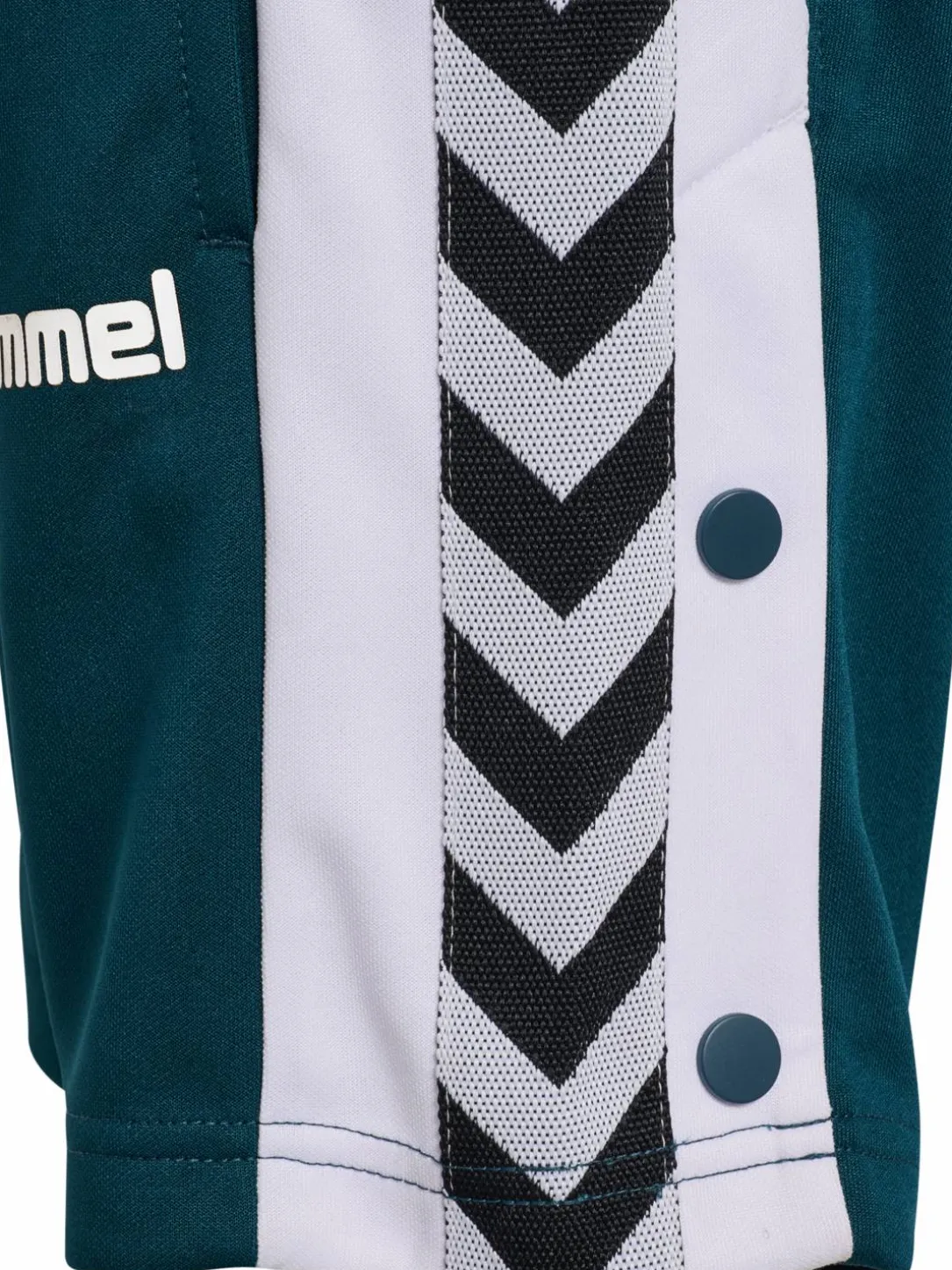 hmlJR CHEVRON SHORTS