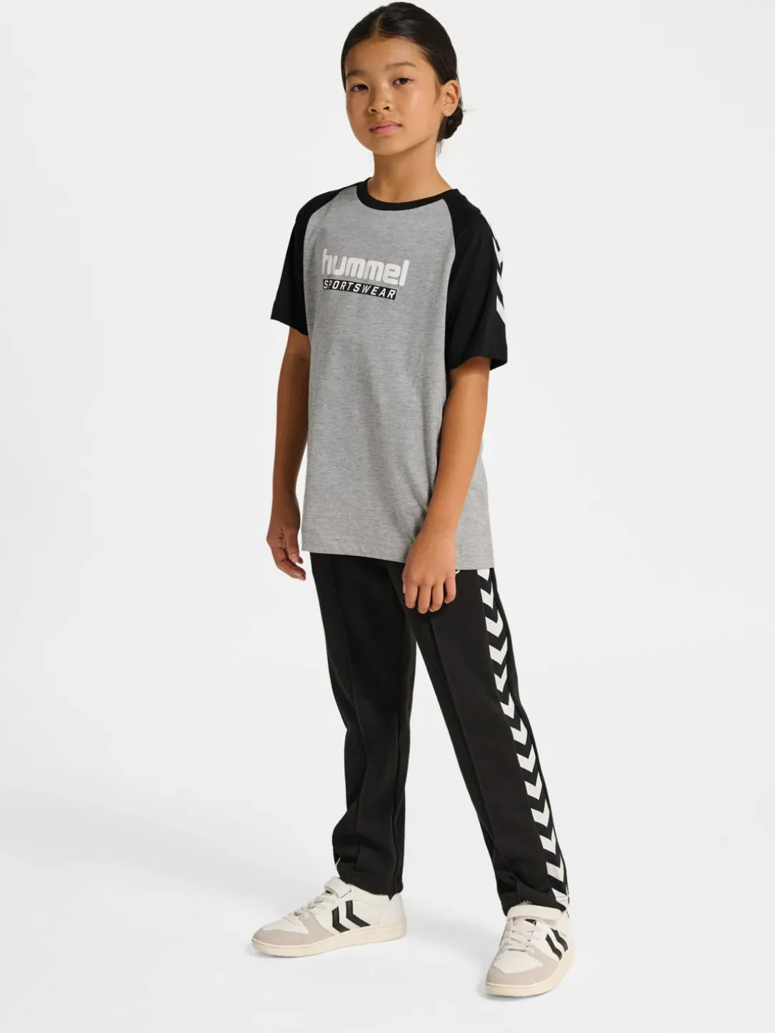 hmlJR LOGO T-SHIRT S/S