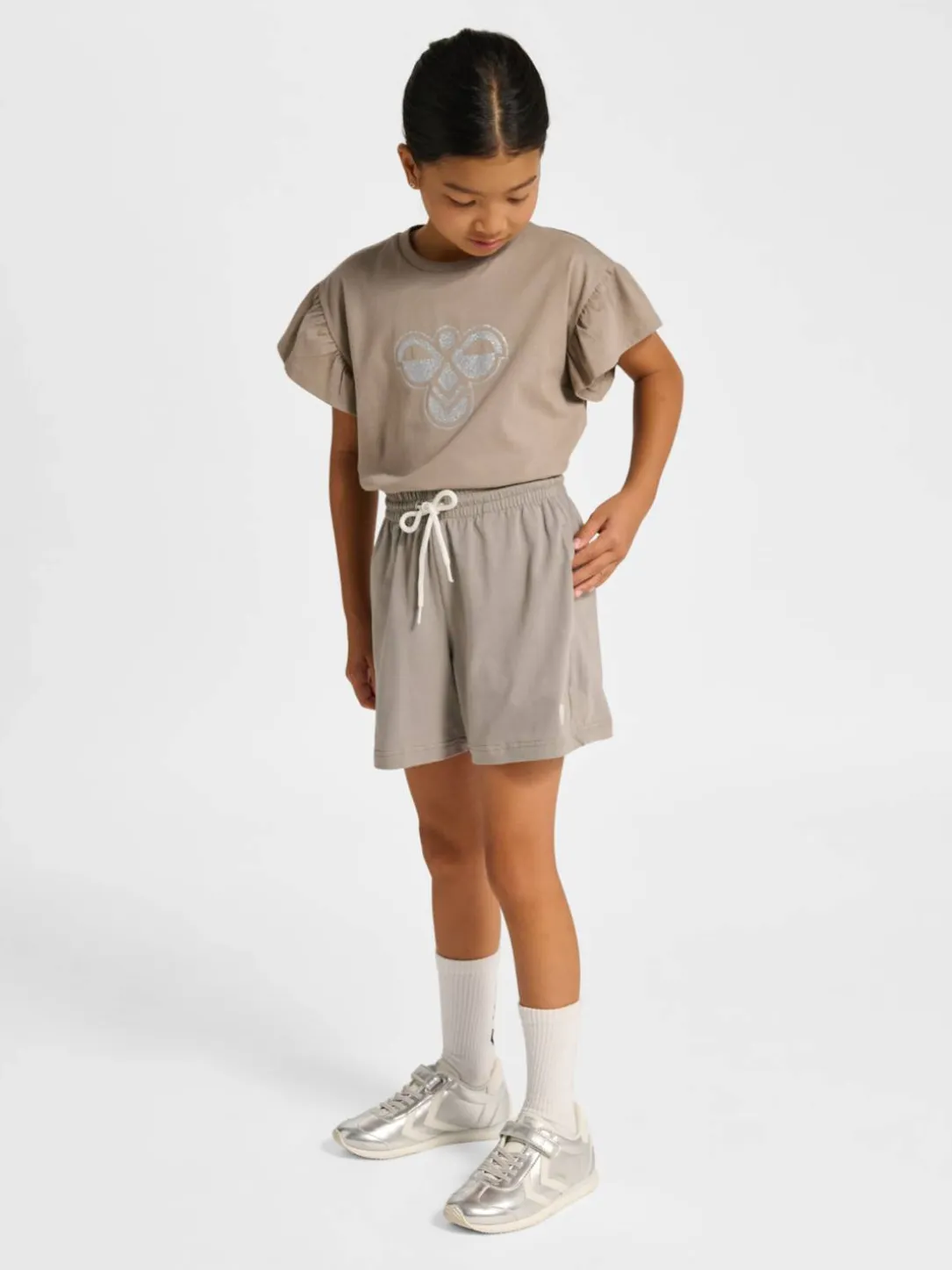 hmlJR LOOSE SOLID SHORTS