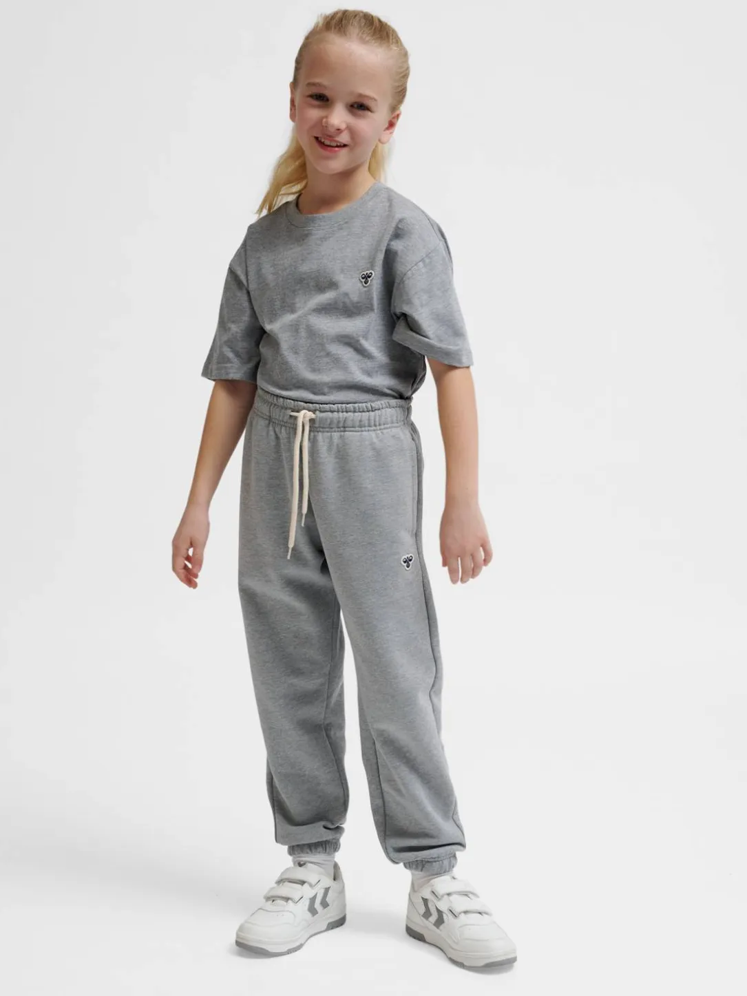hmlJR LOOSE SWEATPANTS BEE