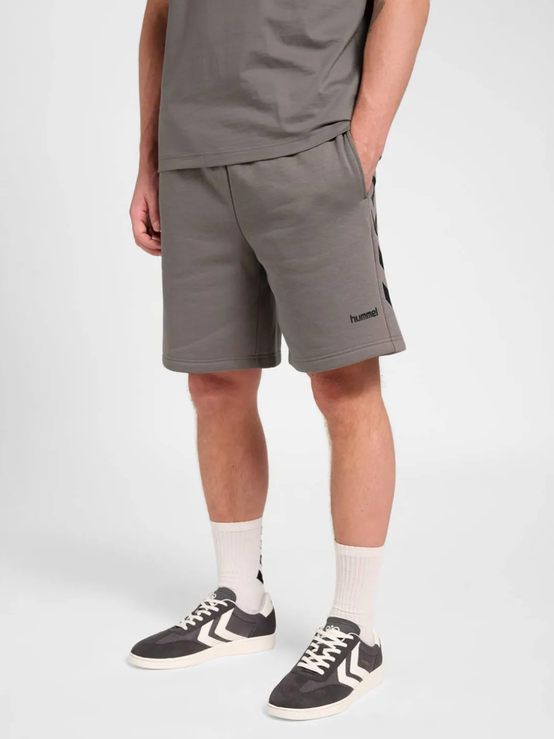 hmlKEEPER CHEVRON SHORTS