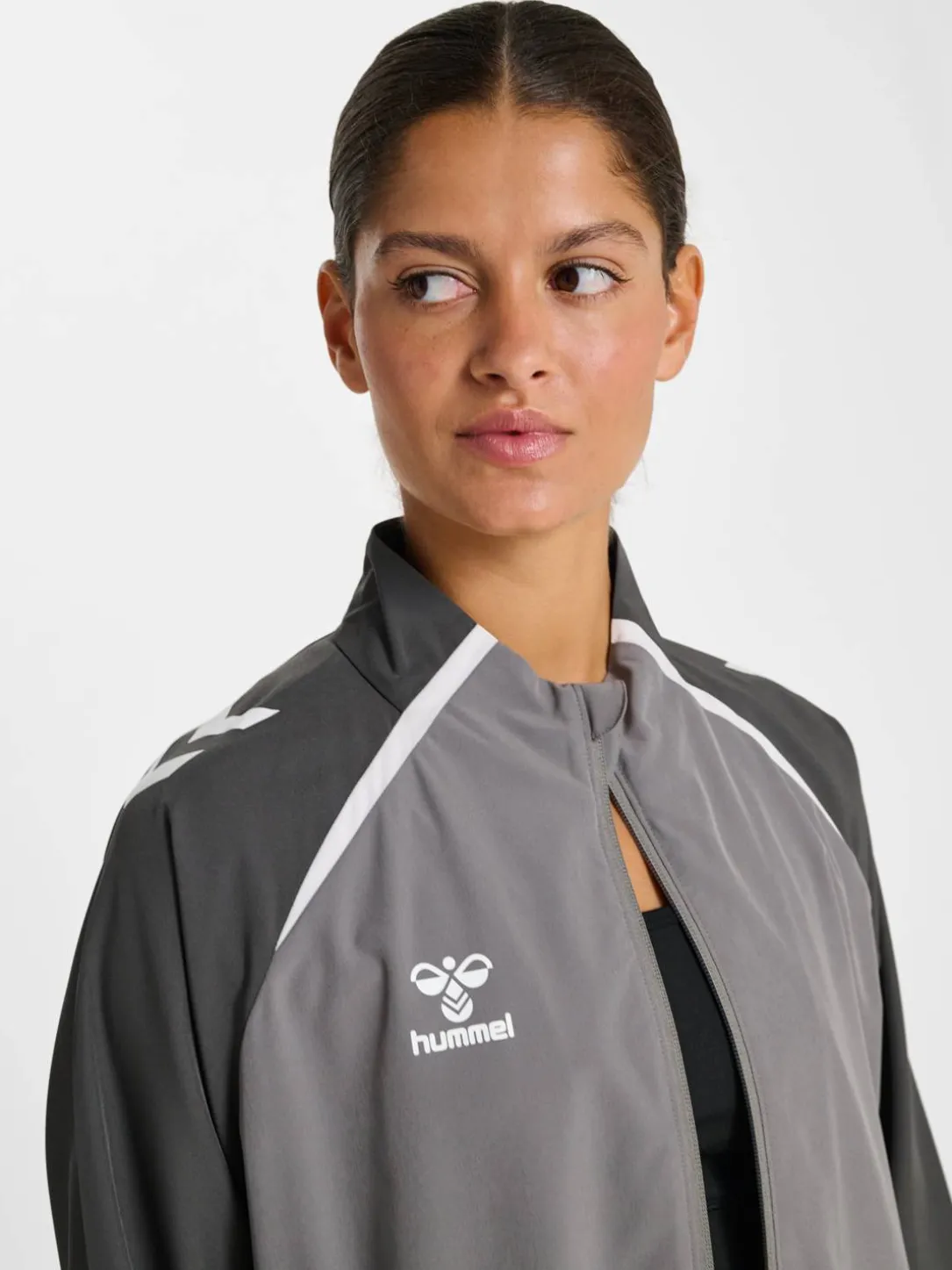 hmlLEAD 2.0 WOVEN JACKET WOMAN