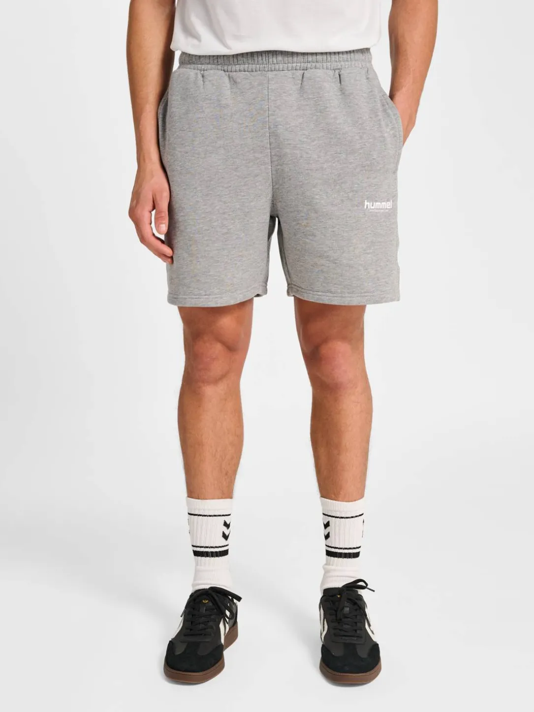hmlLEGACY 2.0 SHORTS