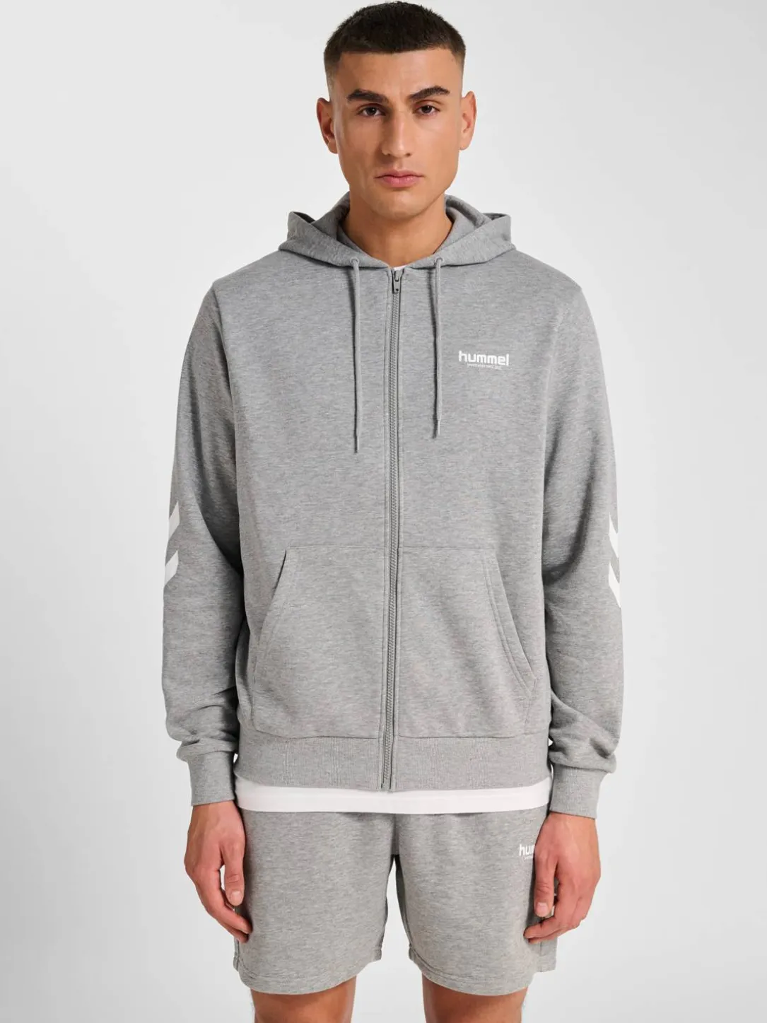 hmlLEGACY 2.0 ZIP HOODIE