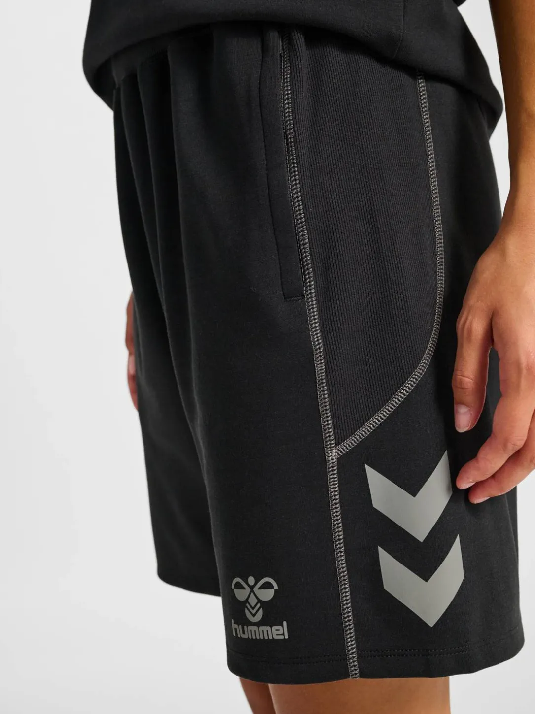 hmlMOVE 2.0 SHORTS WOMAN
