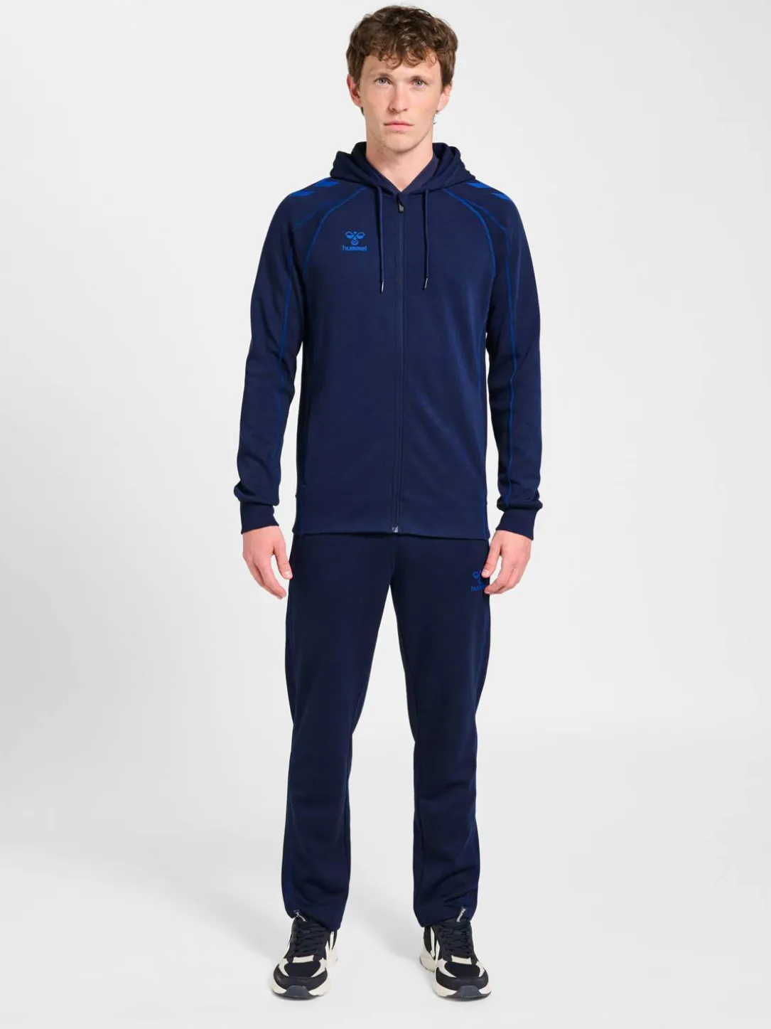 hmlMOVE 2.0 ZIP HOODIE
