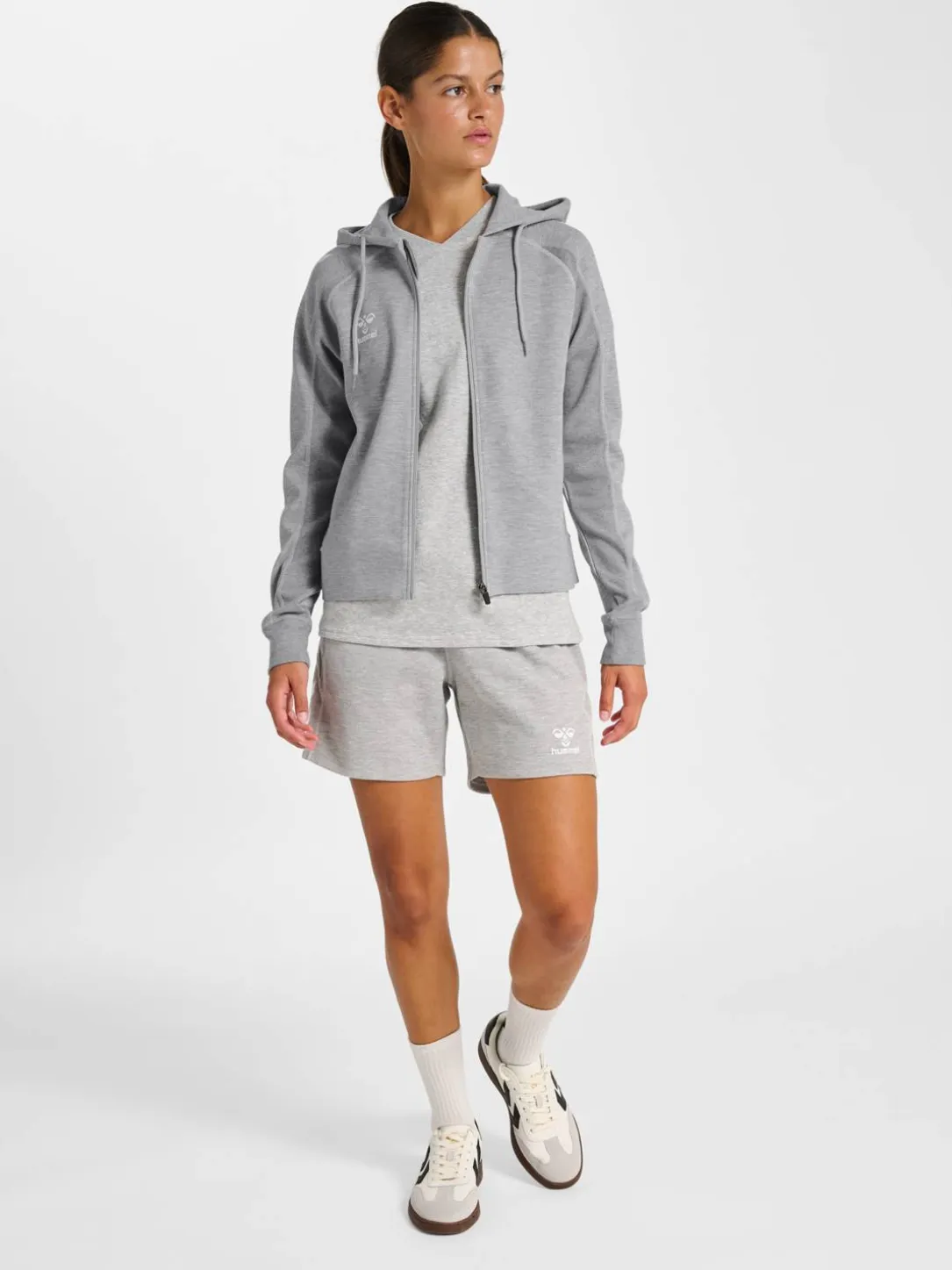 hmlMOVE 2.0 ZIP HOODIE WOMAN