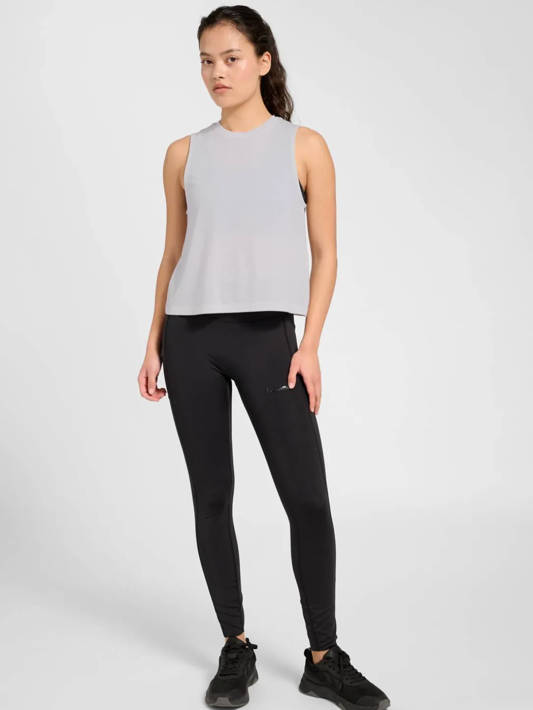 hmlMT VANJA SHORT MUSCLE TANKTOP