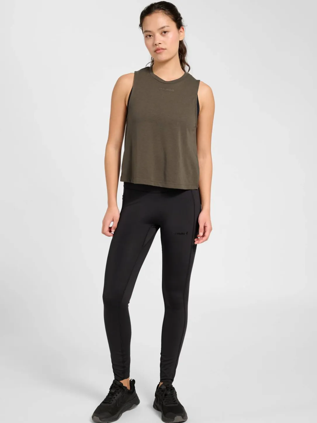 hmlMT VANJA SHORT MUSCLE TANKTOP