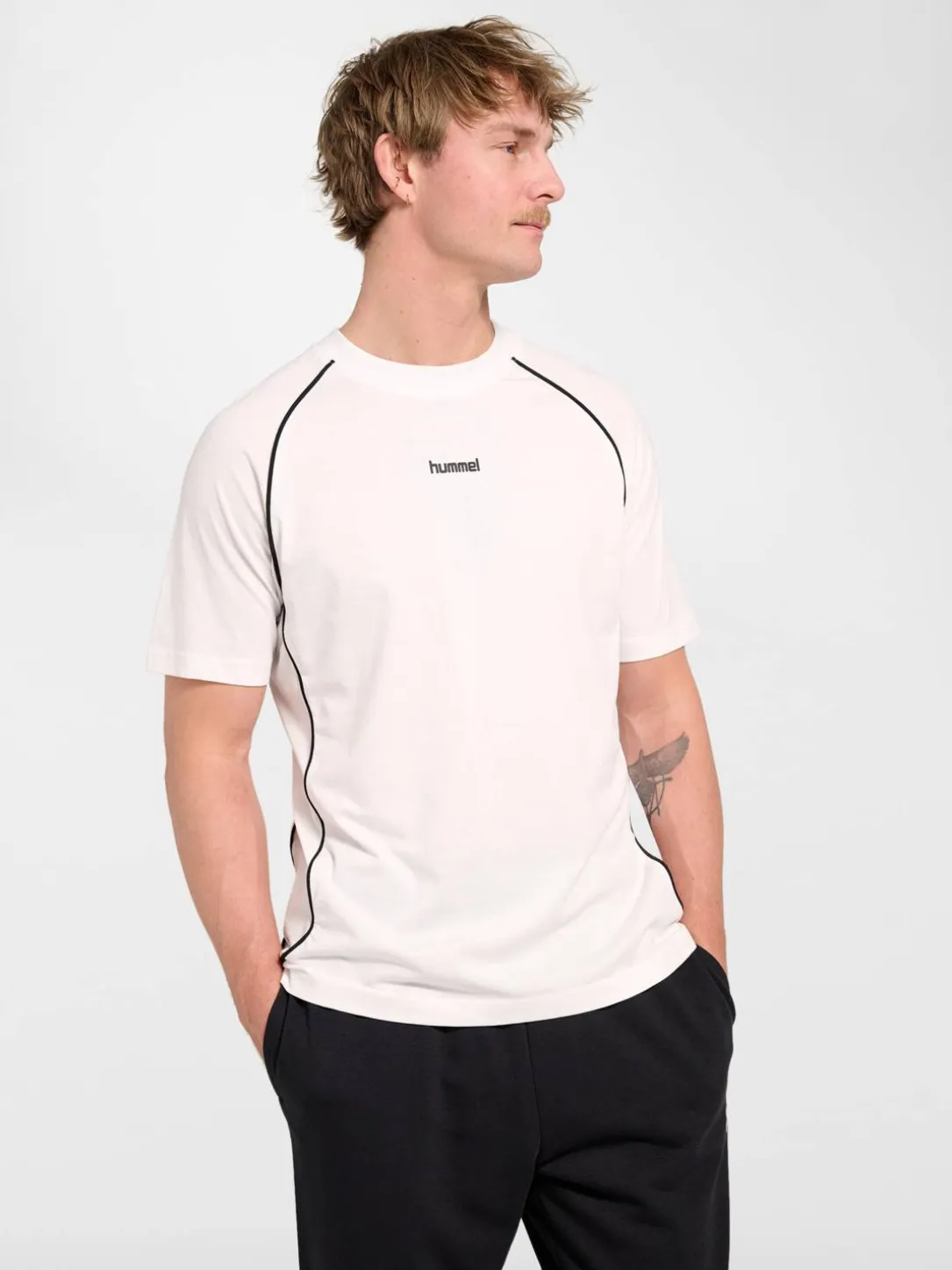 hmlPITCH REST DAY T-SHIRT S/S