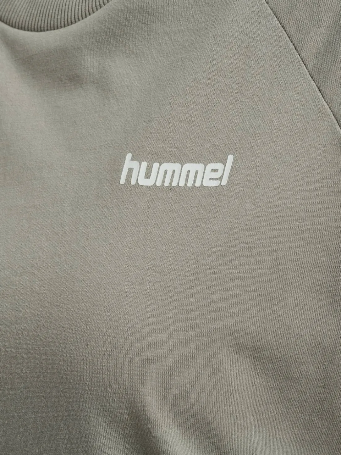 hmlPULSE PIPING W T-SHIRT S/S
