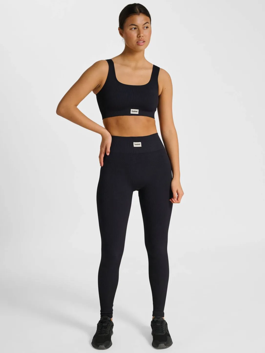 hmlPULSE SEAMLESS RIB MW TIGHTS