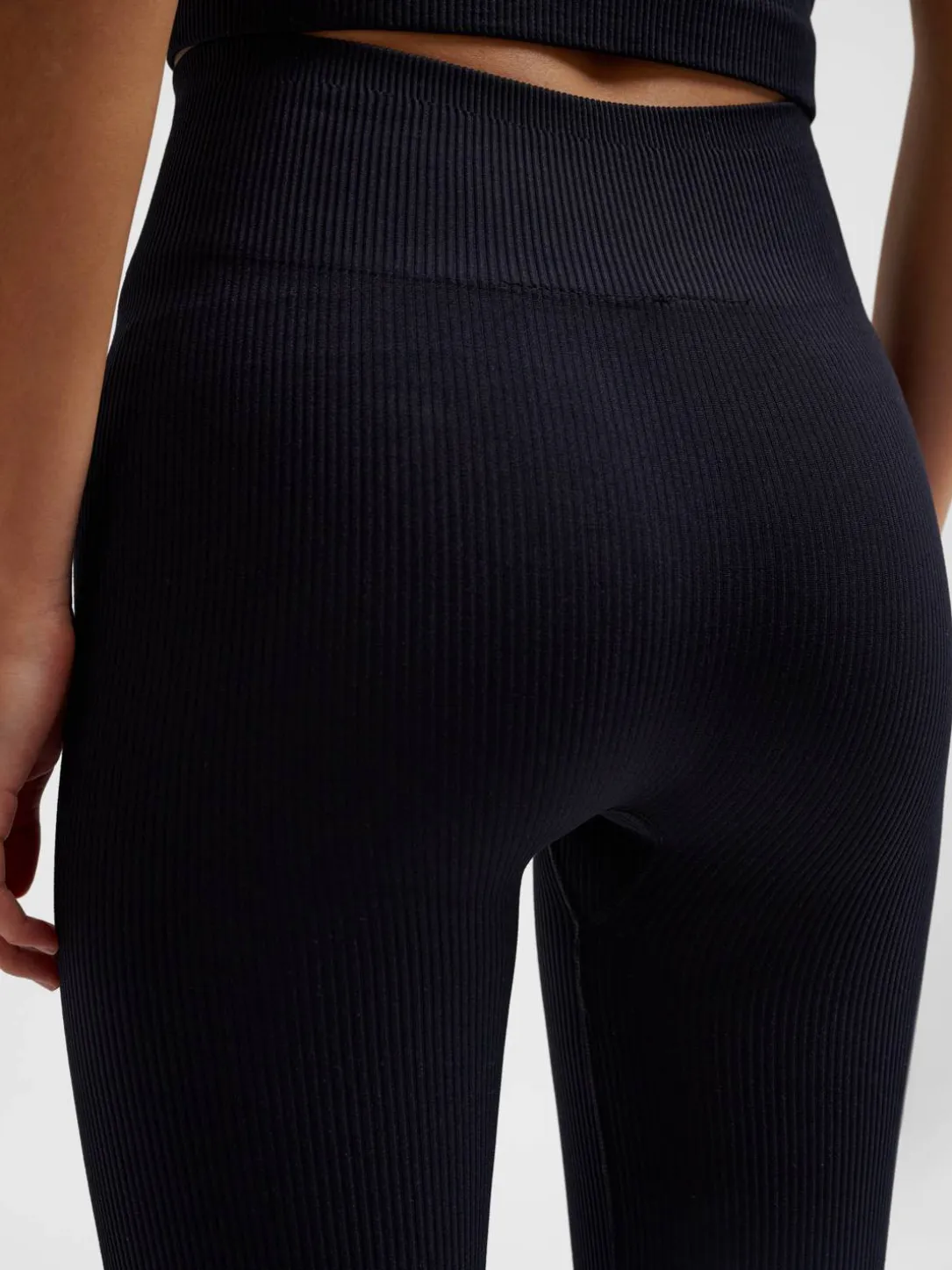 hmlPULSE SEAMLESS RIB MW TIGHTS