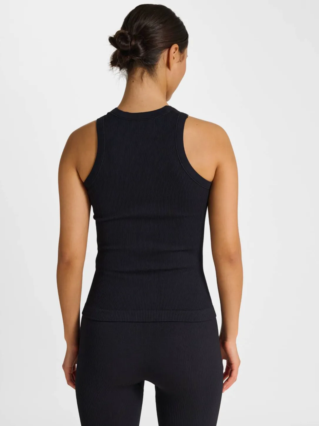hmlPULSE SEAMLESS RIB W TANK TOP