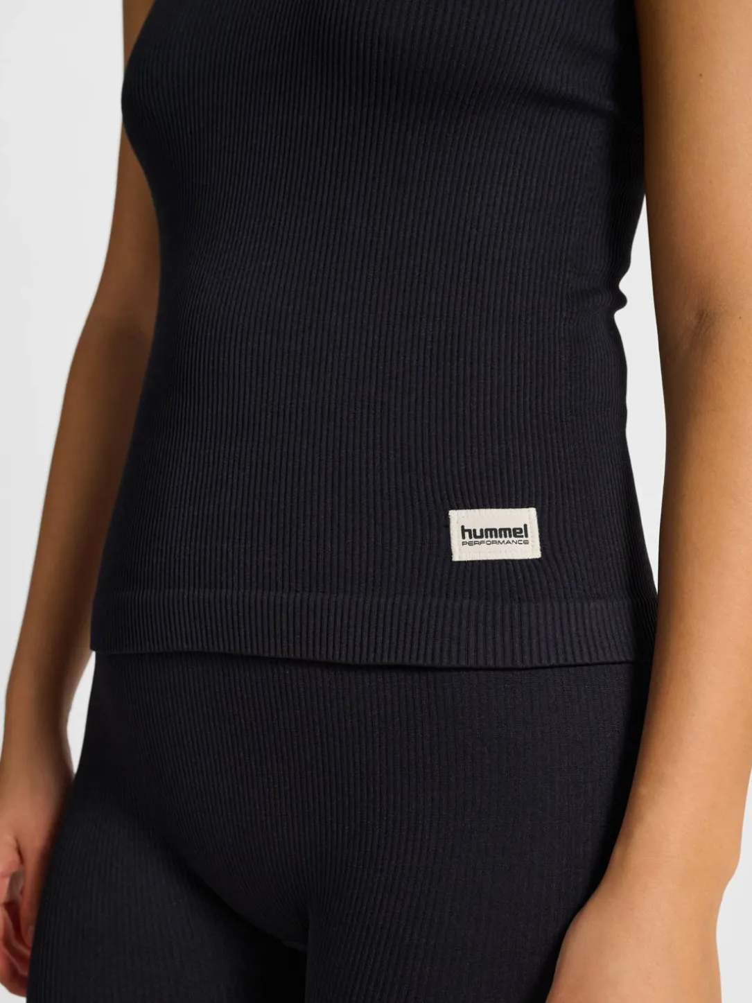 hmlPULSE SEAMLESS RIB W TANK TOP