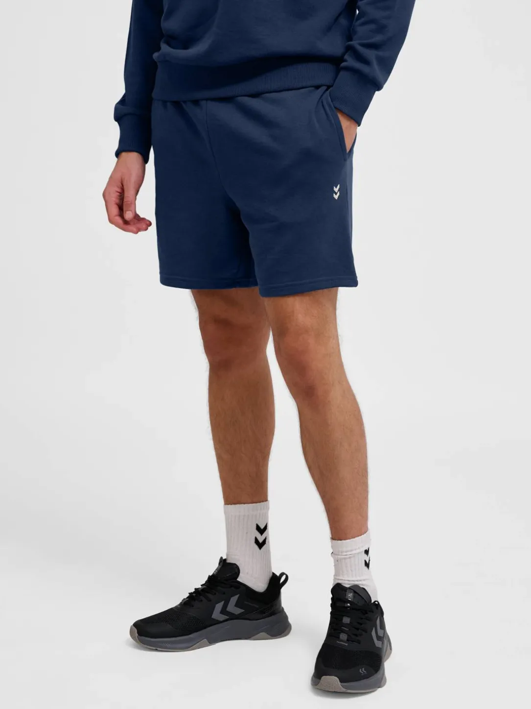 hmlPULSE SWEAT SHORTS