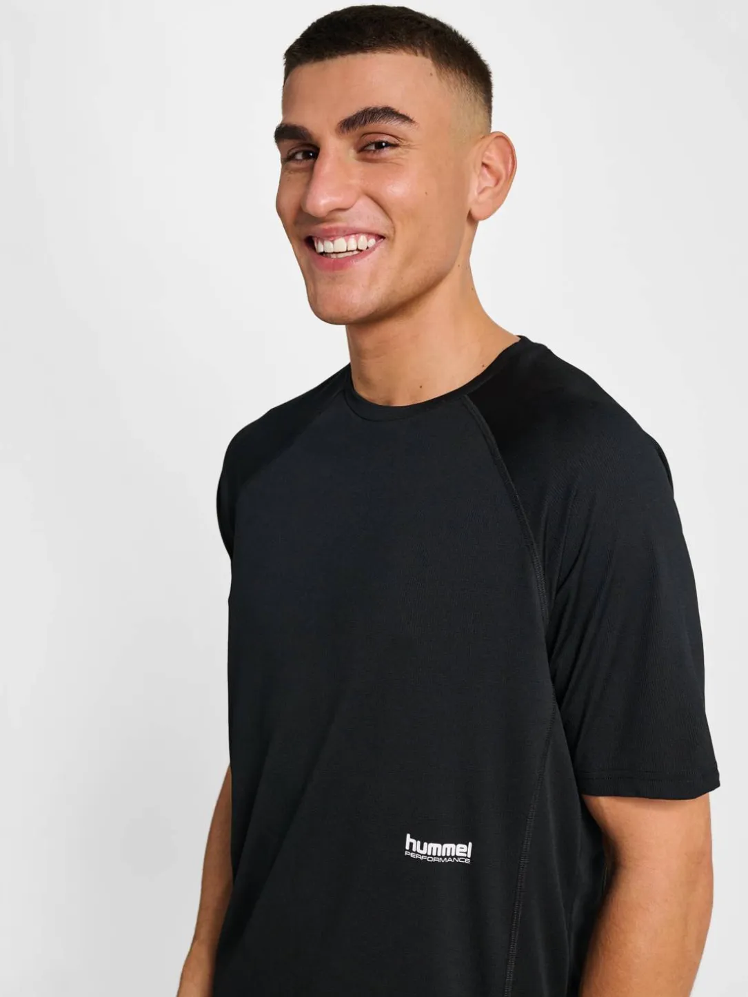 hmlPULSE WORKOUT T-SHIRT S/S