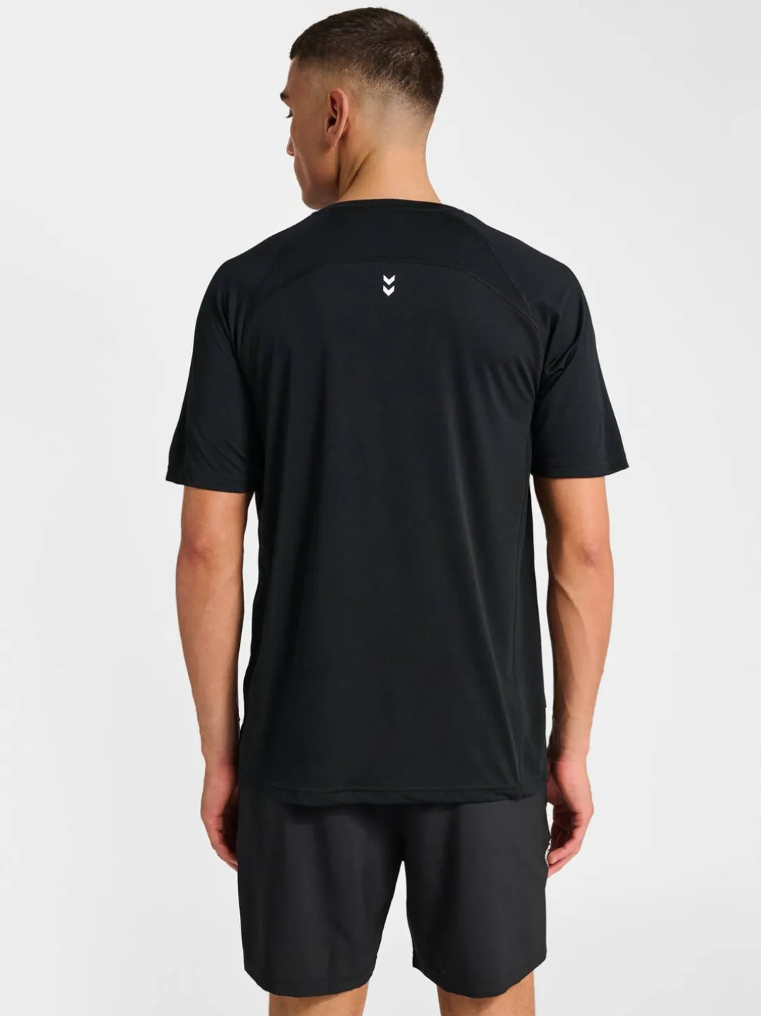 hmlPULSE WORKOUT T-SHIRT S/S