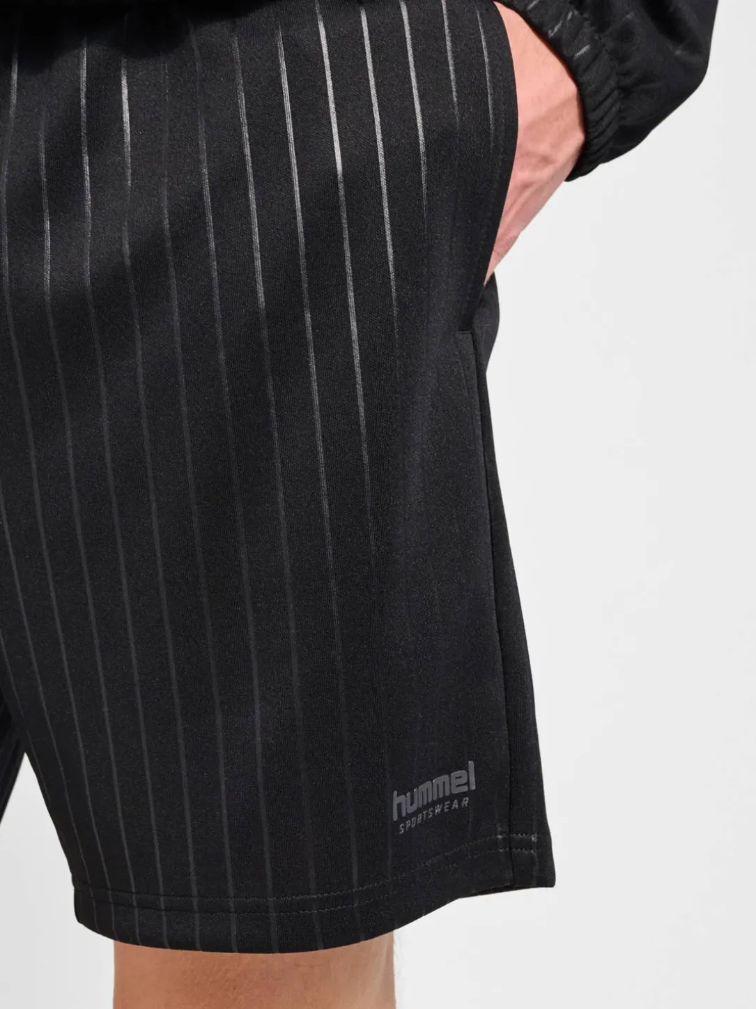 hmlSTRIPE SHORTS