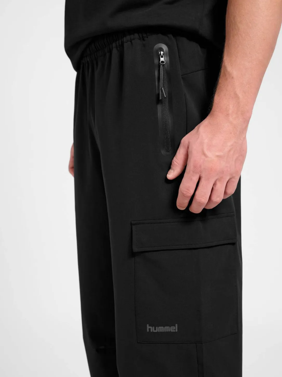 hmlTECH PANTS