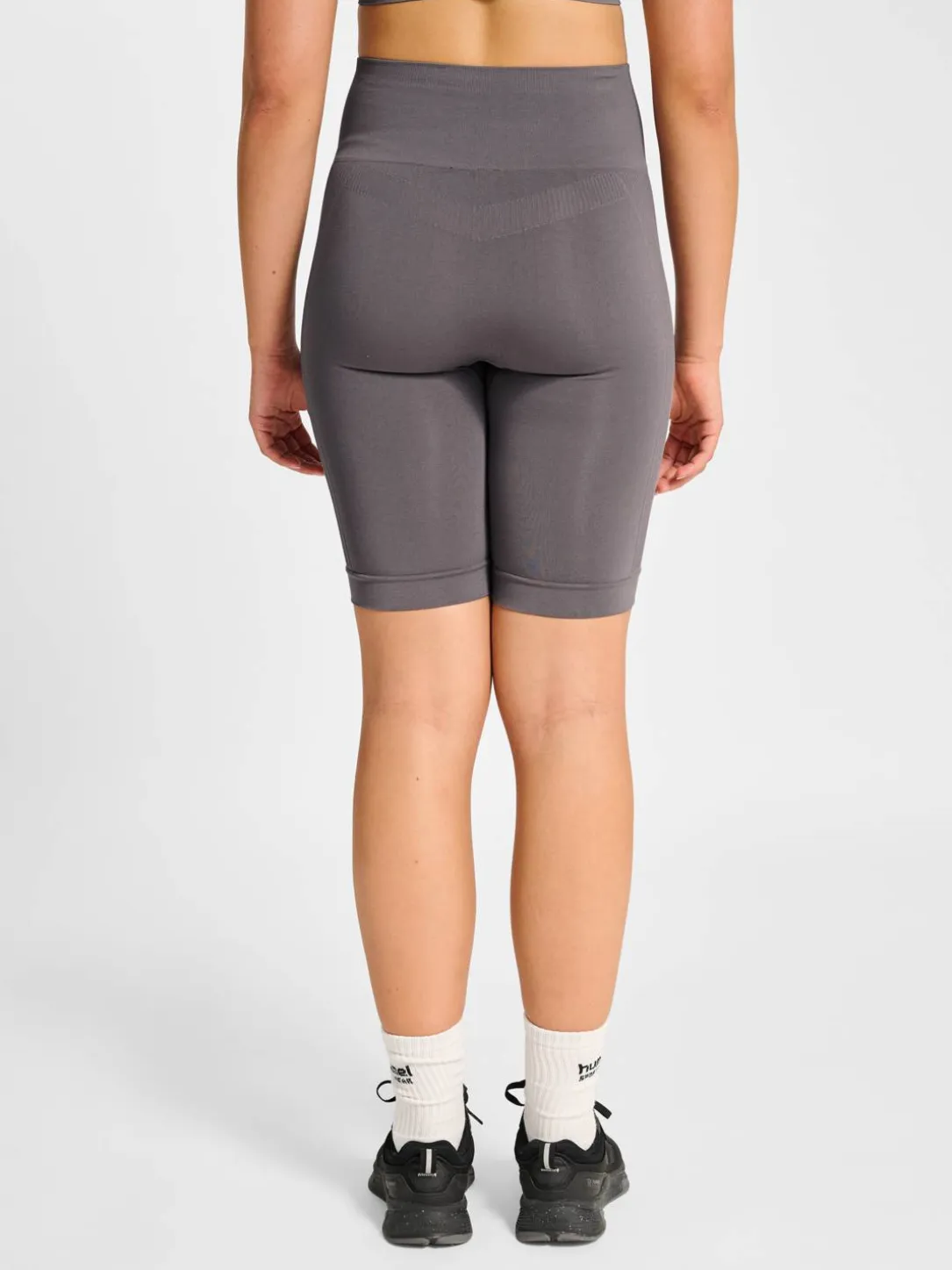 hmlTIF SEAMLESS CYLING SHORTS