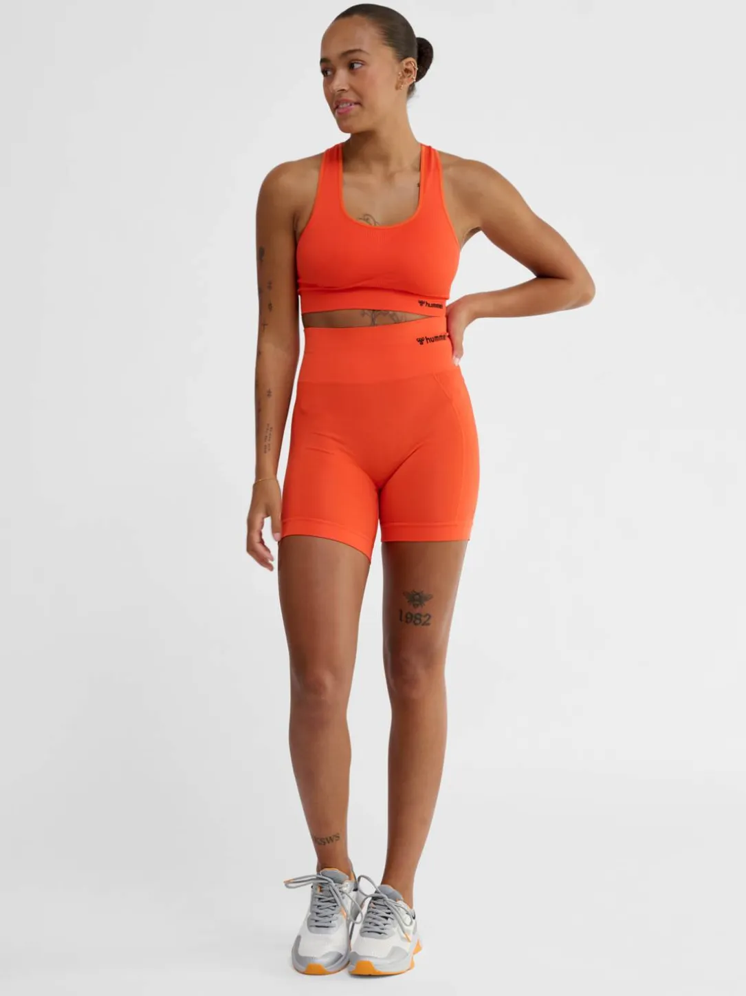 hmlTIF SEAMLESS SPORTS TOP