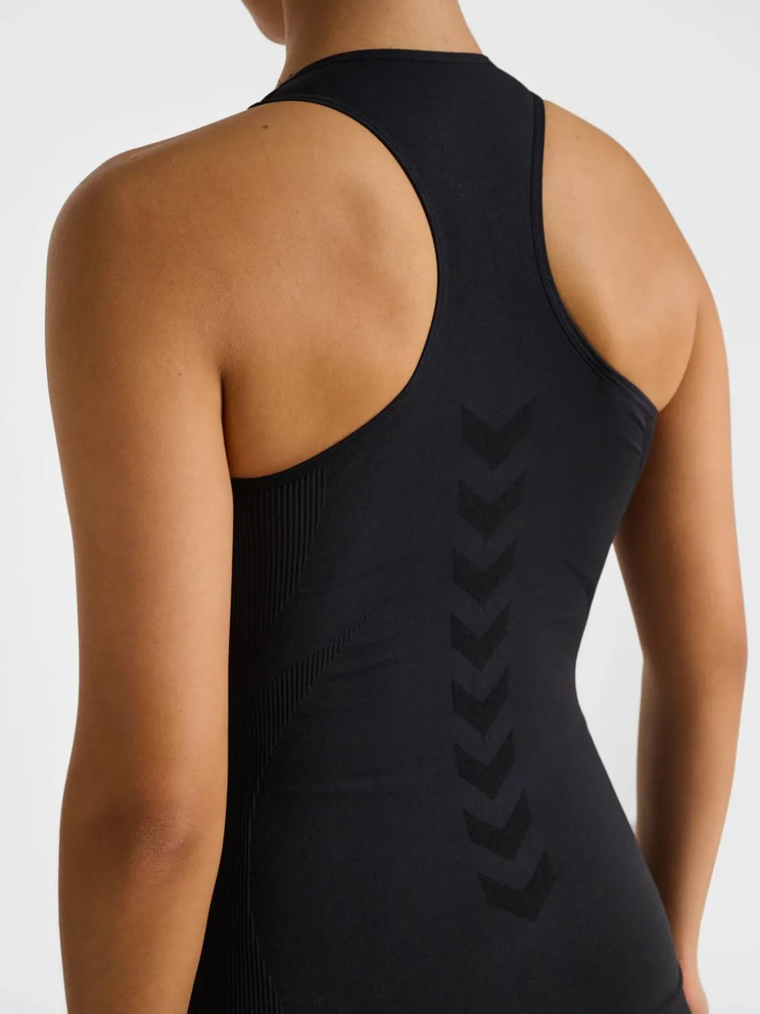hmlTIF SEAMLESS TOP