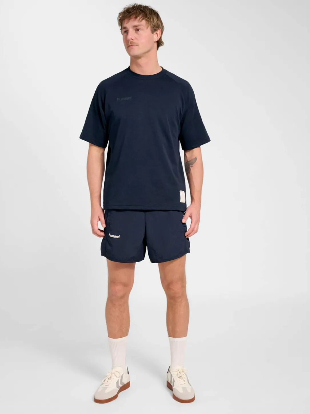 hmlWORLD 26 T-SHIRT S/S