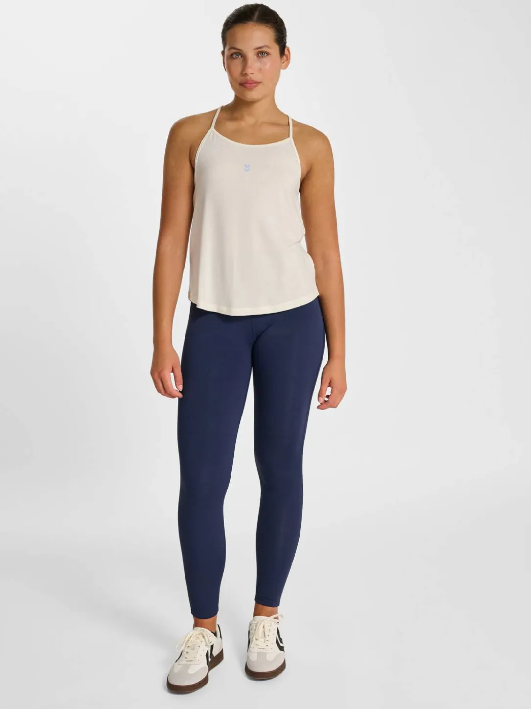 hmlYOGA SOFT W STRAP TOP