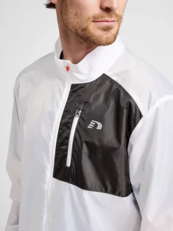 MEN PACKABLE TECH JACKET