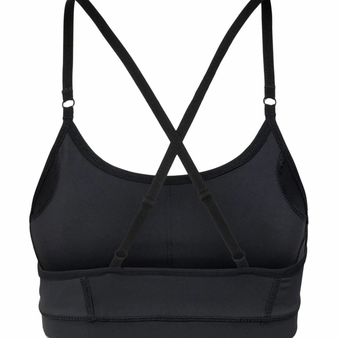 nwlAUGUSTA BRA WOMAN