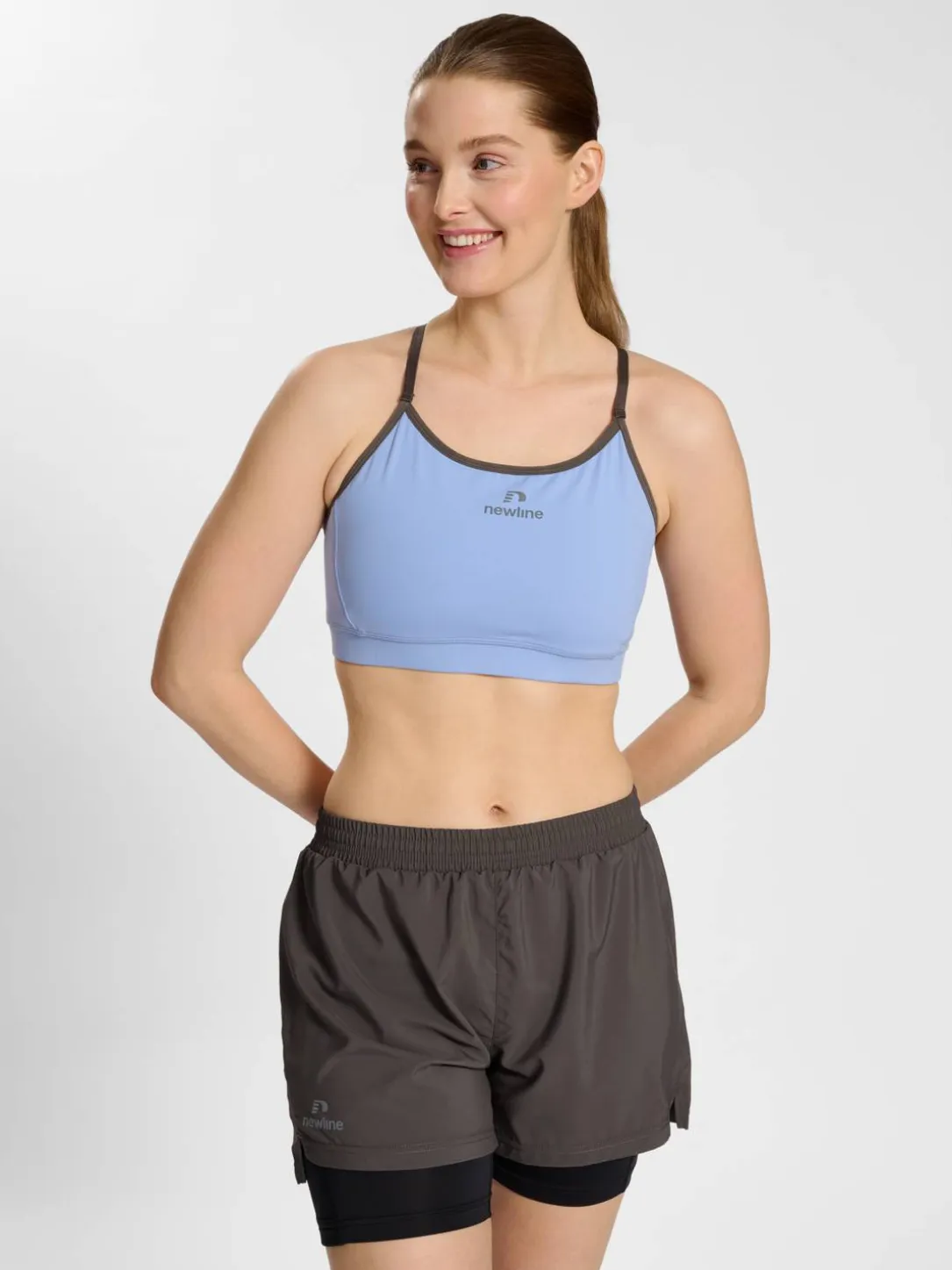 nwlAUGUSTA BRA WOMAN